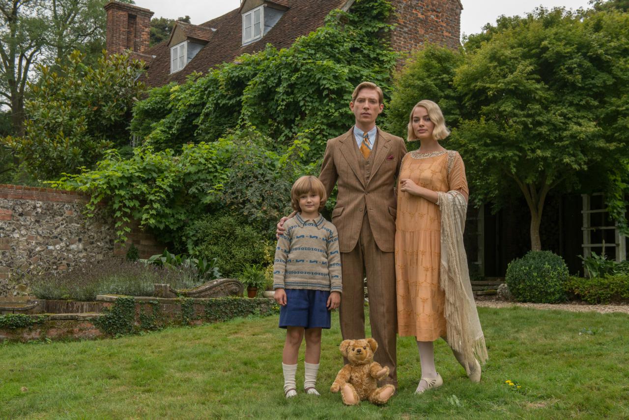 Szenenbild zu "Goodbye Christopher Robin" (2018) - Die Familie Milne