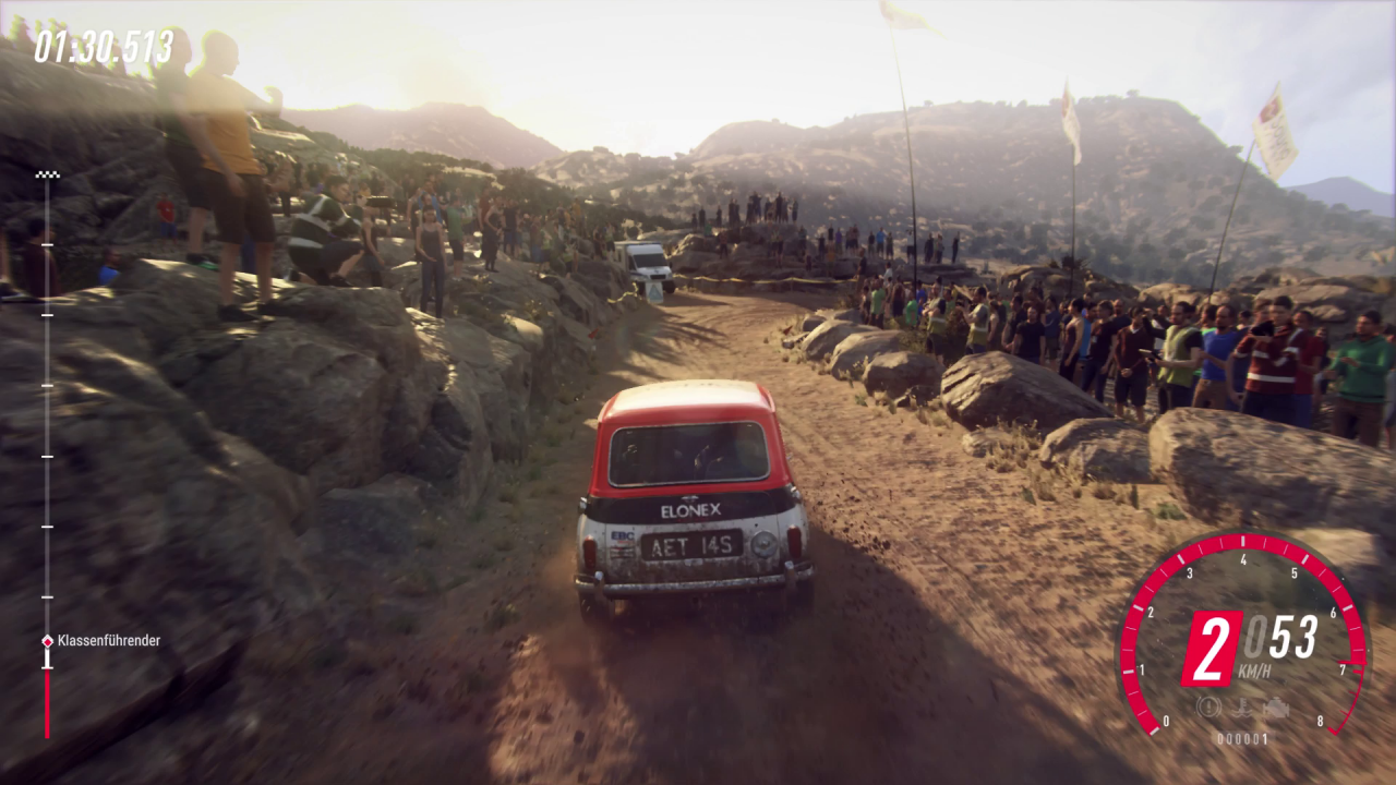 [20/02/2019] Die Atmosphäre der Rallyes ist klasse. Überall stehen Zuschauer und jubeln euch kräftig zu.