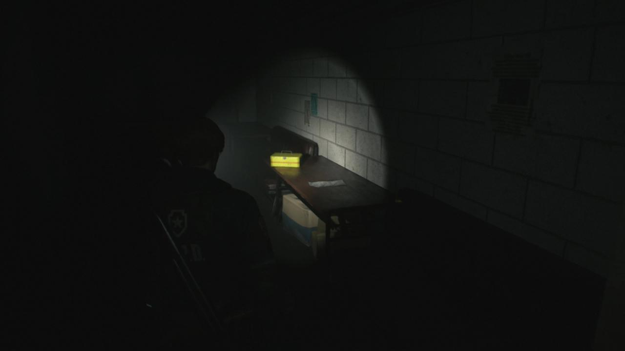 Items im Schießstand der Tiefgarage von Resident Evil 2.
