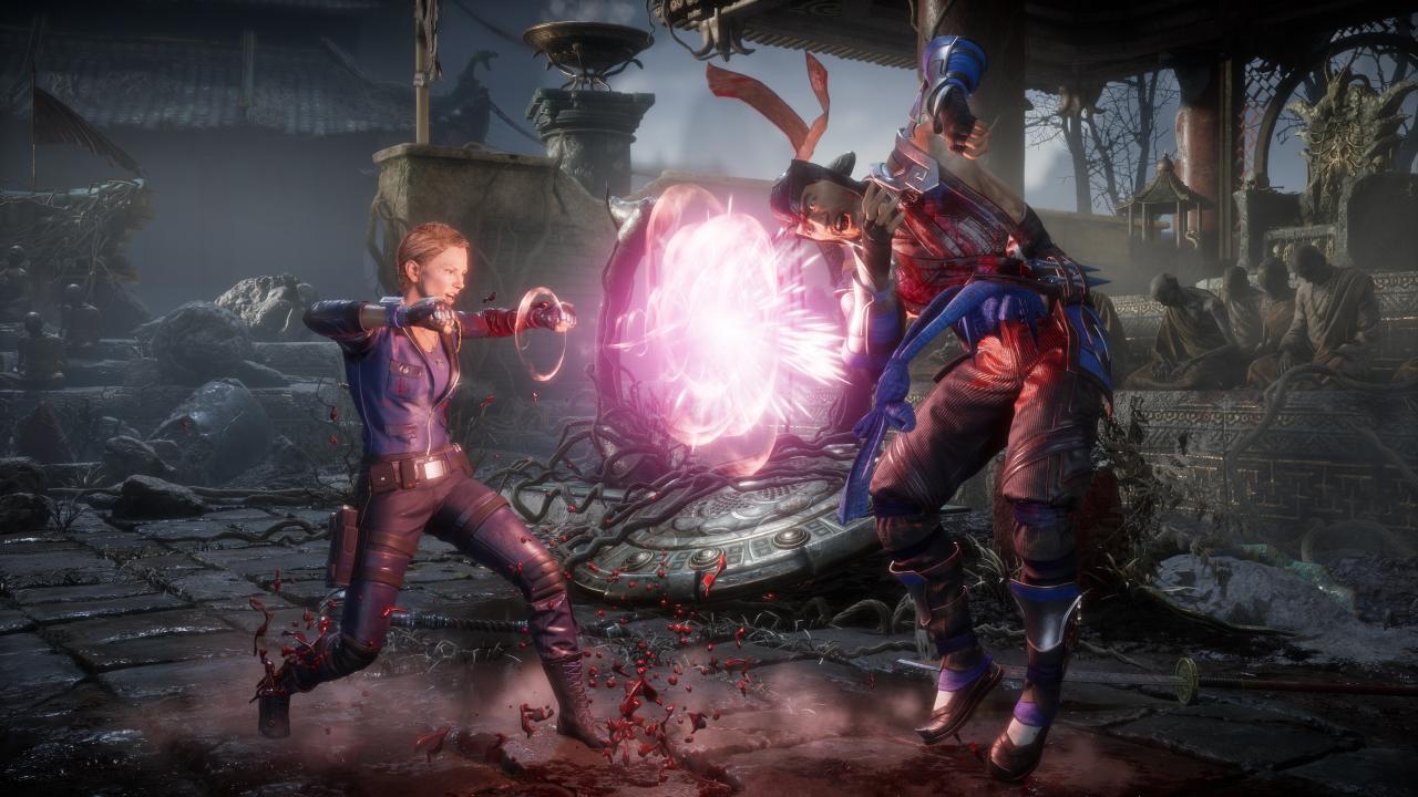 [01/02/2019] Gadget-Girlie: Spezialagentin Sonya Blade macht regen Gebrauch von zwei Spezialwaffen an ihren Handgelenken.