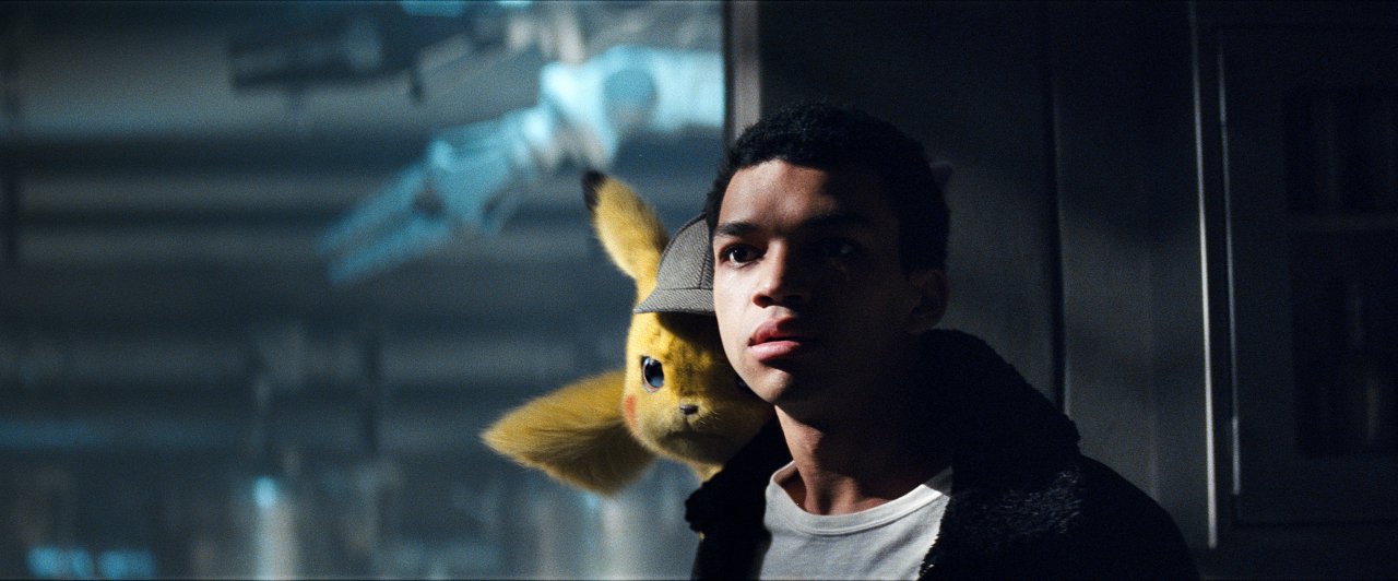 Das gleichnamige 3DS-Spiel dient als Vorlage, davon abgesehen ist Pokémon: Meisterdetektiv Pikachu aber ein eigenständiger Film, für dessen Genuss man das Spiel nicht kennen muss.