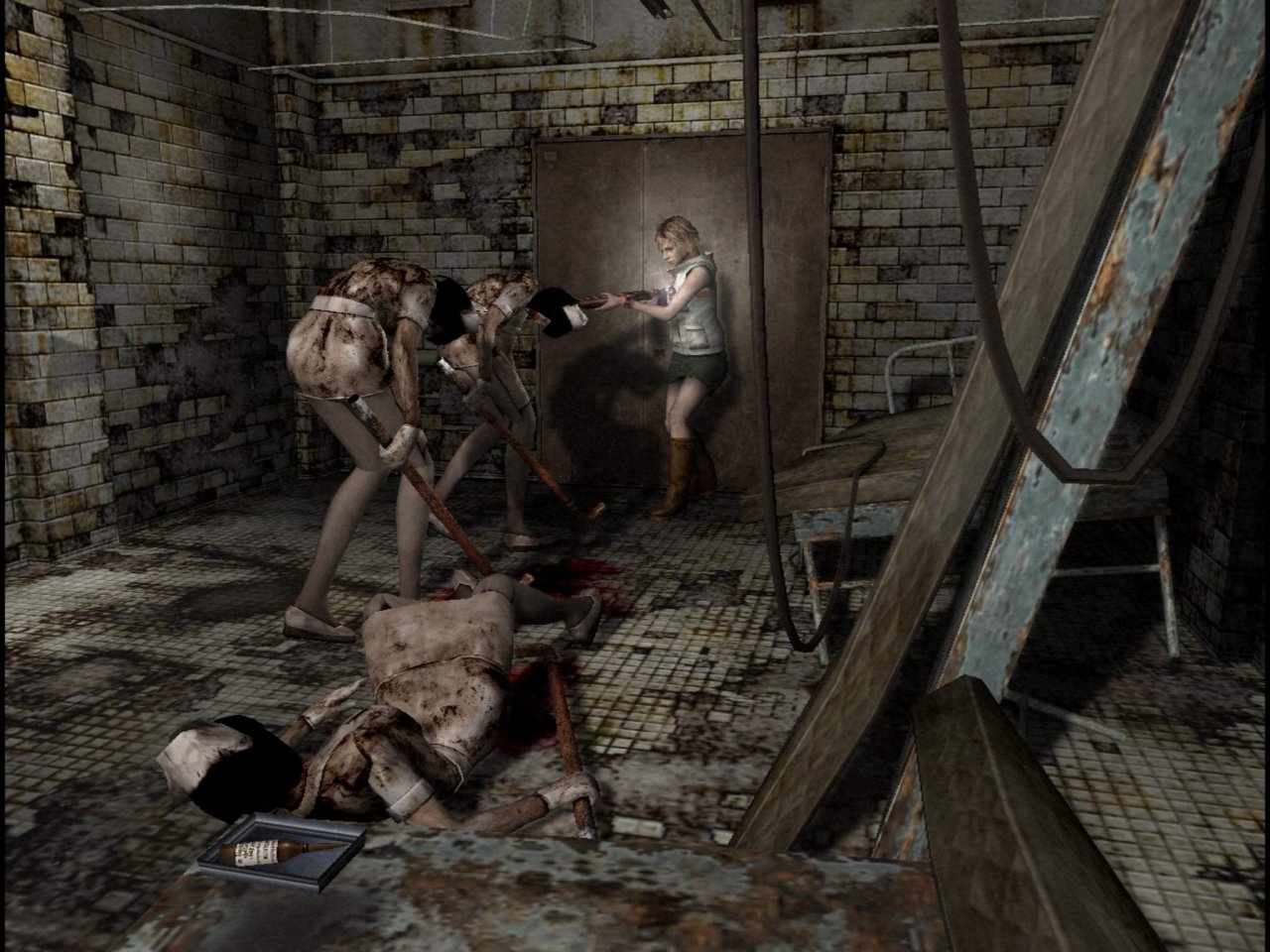 [04/07/2019] Viele der Charaktere aus Silent Hill 3 basieren auf echten Schauspielern. Bei Detektiv Douglas Cartland etwa orientierte sich Team Silent äußerlich an Giancarlo Giannini und Ian Holm. Seinen Namen erhielt er hingegen von Douglas Fairbanks.