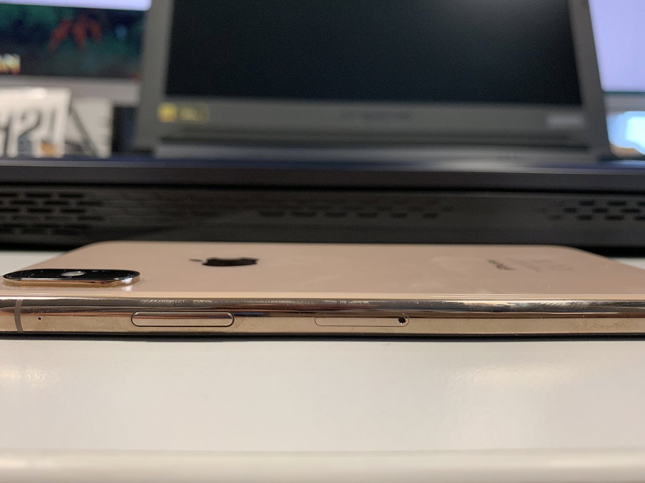[20/09/2019] Höhenvergleich mit dem iPhone XS Max.