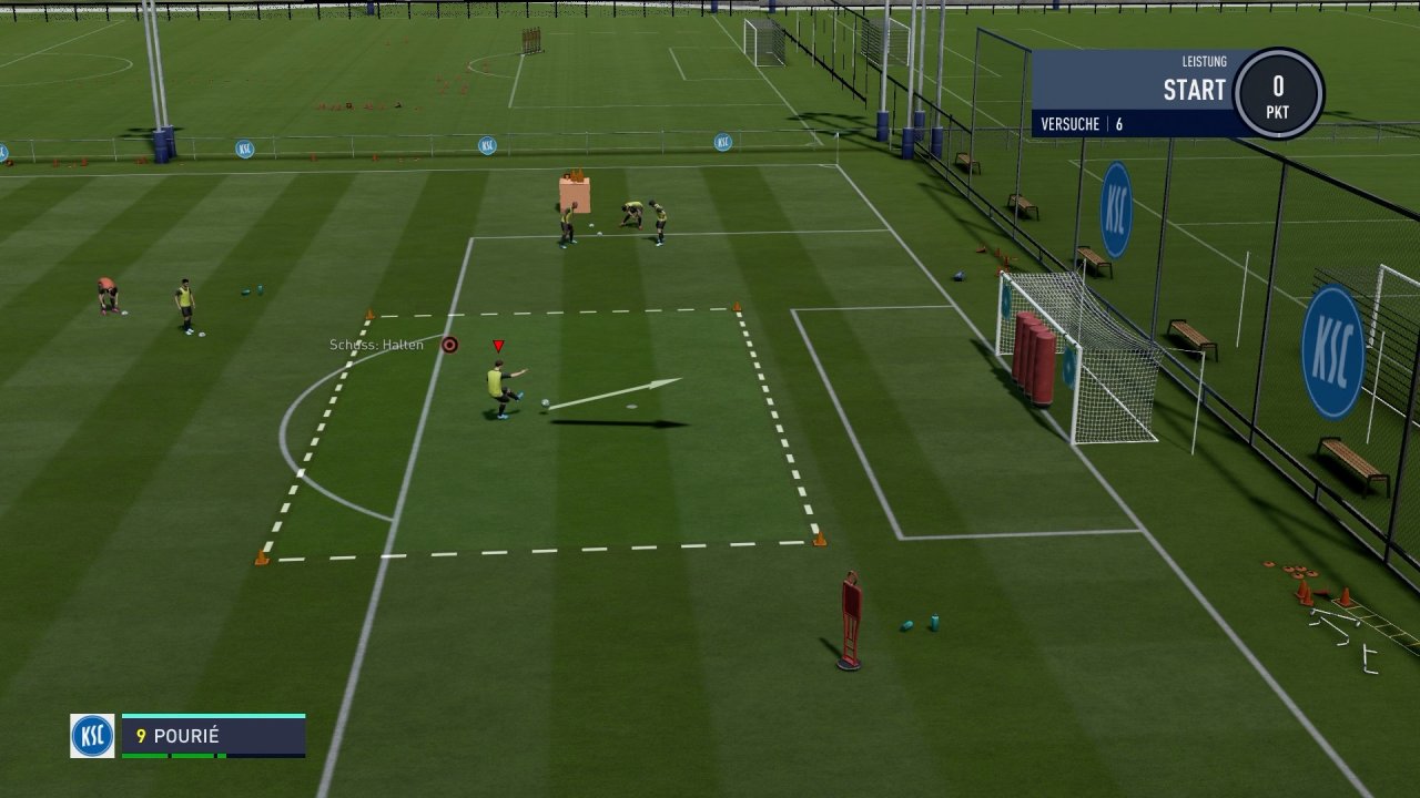 Schießen will gelernt sein, daher bietet euch FIFA 20 diverse Tutorials, in denen ihr eure Genauigkeit beim Abschluss trainieren könnt. 