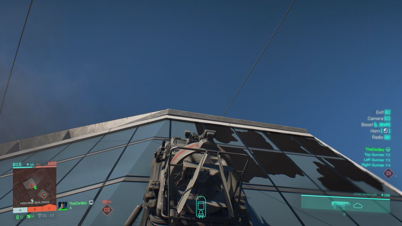 [15/11/2021] Durch einen Bug fahren wir mit dem Hovercraft sogar Wände hoch. Battlefield 2042 ist zu Release alles andere als poliert.&nbsp;