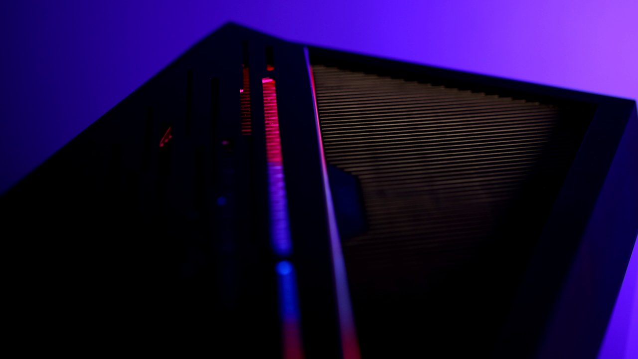 Aorus Model X mit Rocket-Lake vorgestellt: Gigabytes High-End-Komplett-PC (5)