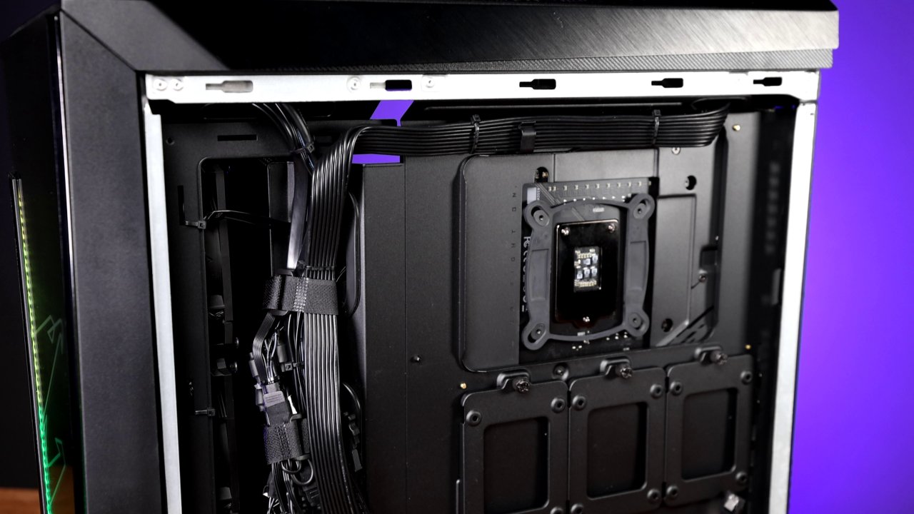 Aorus Model X mit Rocket-Lake vorgestellt: Gigabytes High-End-Komplett-PC (13)