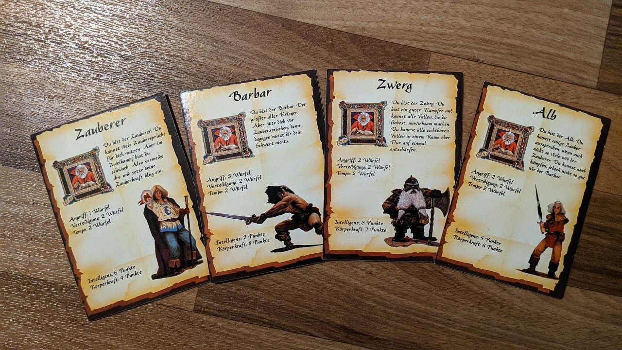 [22/02/2022] So sahen die Heldenkarten noch im originalen HeroQuest aus. Das alte Design gefiel uns besser.