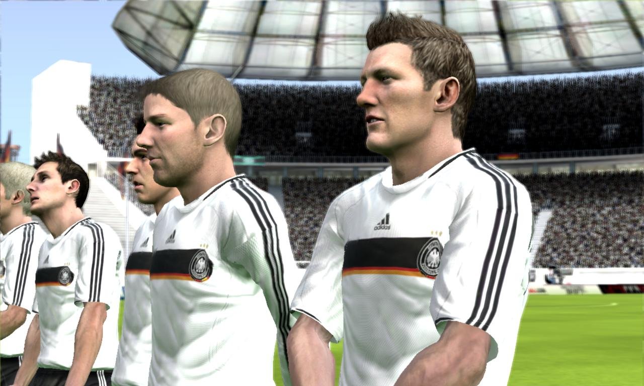 [30/09/2022] Habt ihr den pixeligen Bastian Schweinsteiger aus FIFA 10 erkannt? Das dicke Lizenzpaket der FIFA-Spiele ist gerade für Mainstream-Fans ein enormer Kaufanreiz.