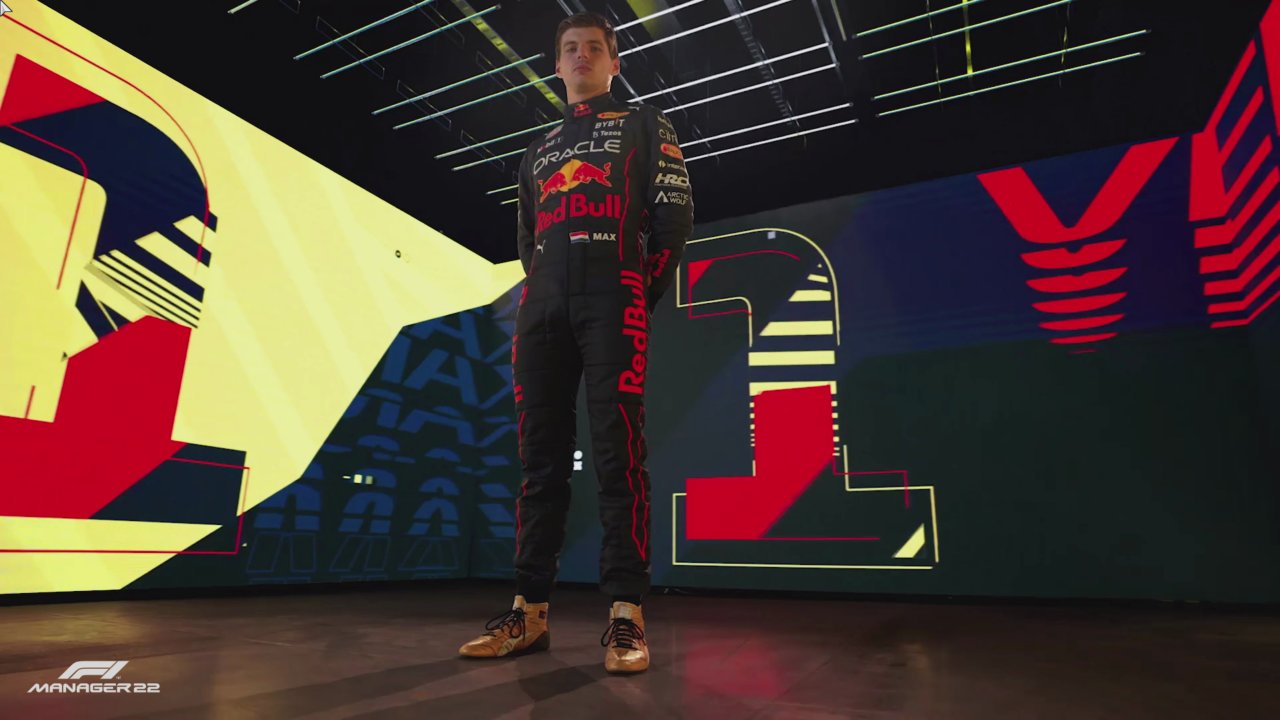 [29/09/2022] Das Intro des F1 Managers 2022 versprüht dank der Lizenz viel Flair – die Fahrervorstellung wird so auch vor Rennen gesendet, obendrein gibt es ein kurzes Video am Anfang mit spannenden Szenen aus der Saison 2021.