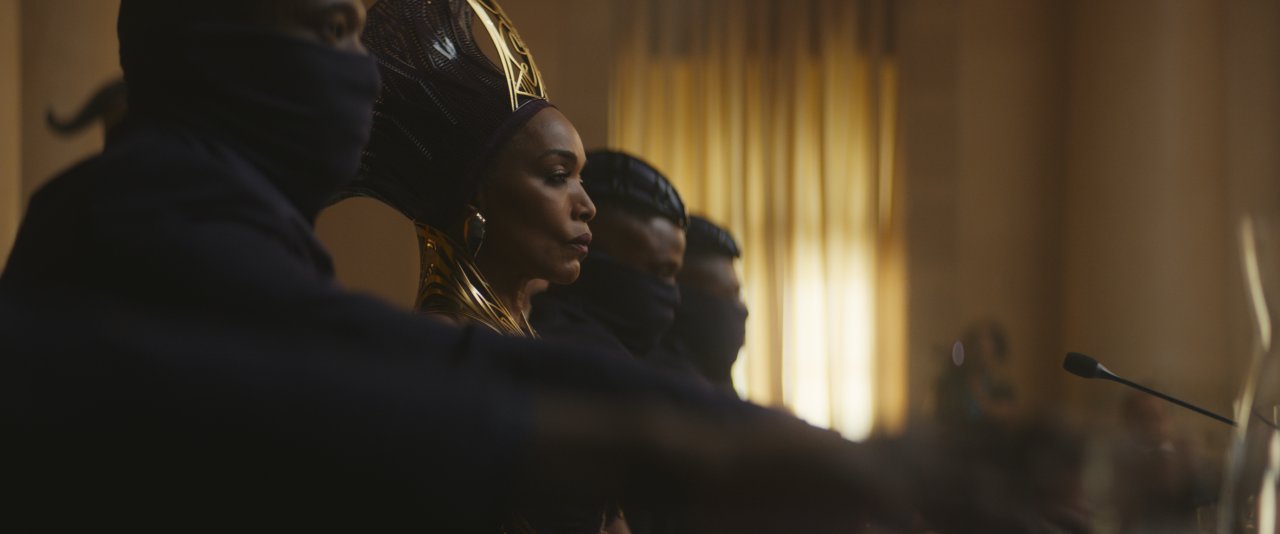 [09/11/2022] Black Panther: Wakanda Forever in der Filmkritik - Der Marvel-König der Phase 4 ist eine Wucht! (7)