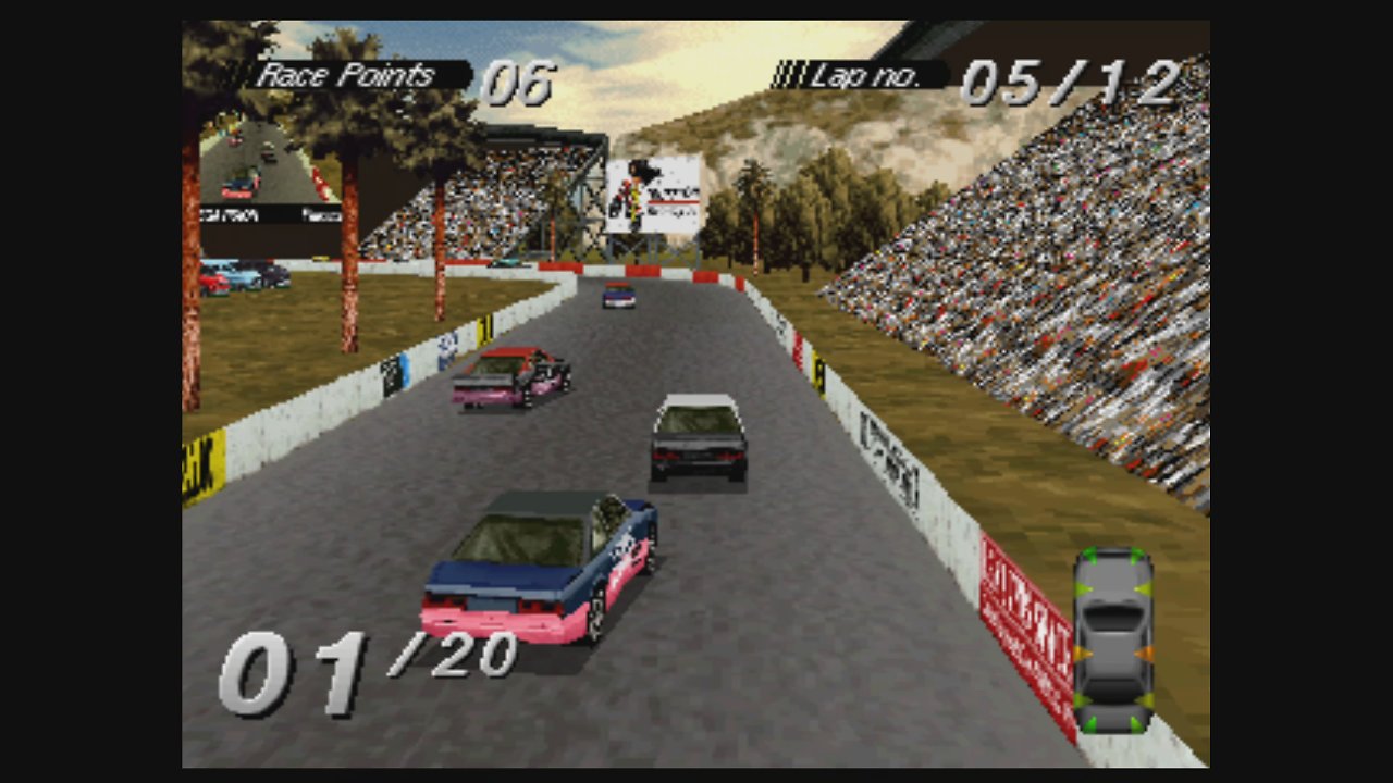 Auto fährt in Destruction Derby
