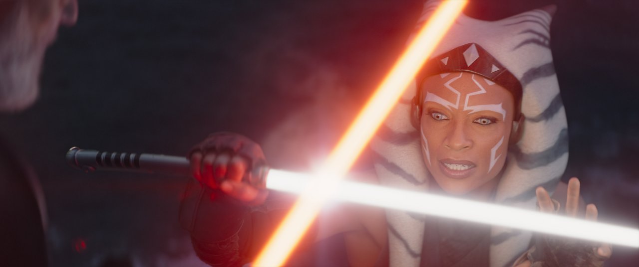 Rasario Dawson als Ahsoka