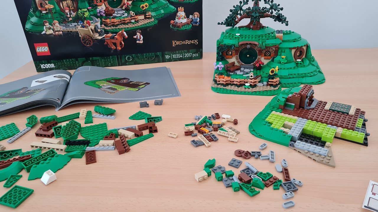 [18/06/2025] Der Bau des LEGO Das Auenland schreitet weiter voran