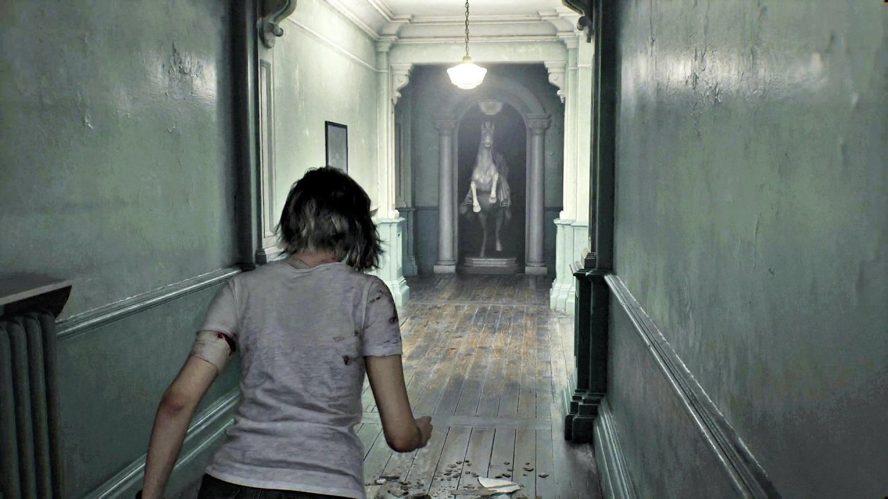 [14/08/2025] Das Pferd sieht super-creepy aus, ist aber eine echte Hilfe. Durch so einprägsame Objekte in den Gängen fällt es euch nämlich leichter, in einer panischen Hektik nicht die Orientierung zu verlieren.