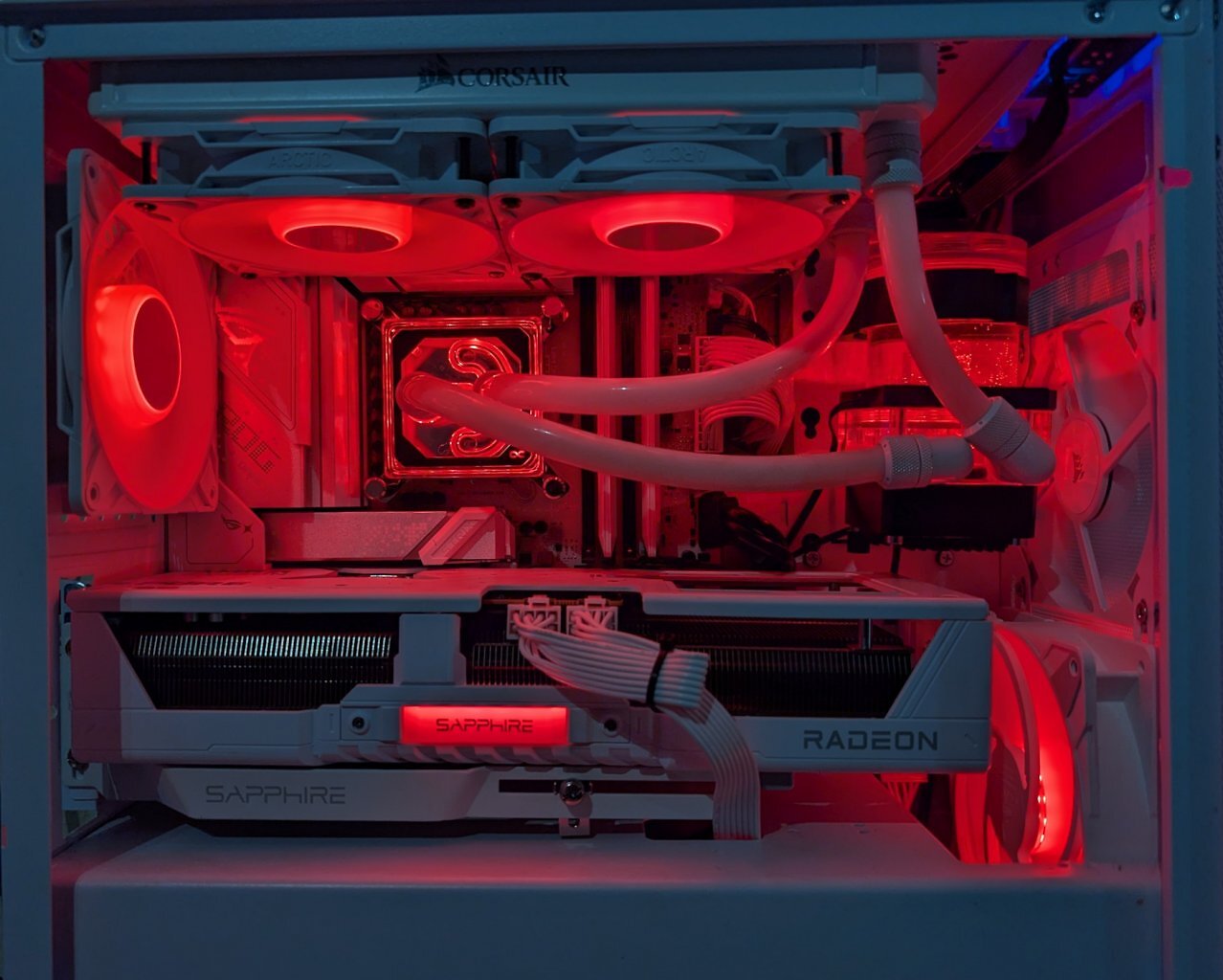 Arbeits-PC mit LEDs