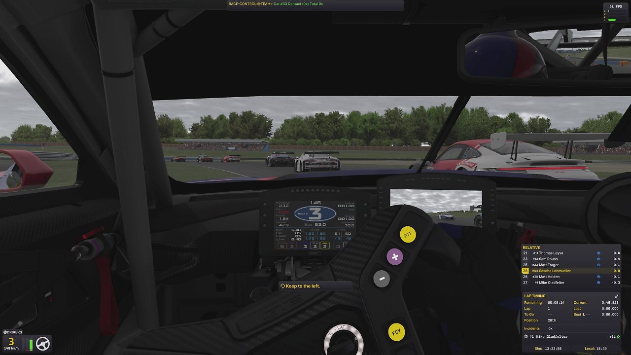 [16/01/2026] Mit dem Ford Mustang über den Kurs in Oschersleben zu brettern, sorgt sofort für DTM-Stimmung.