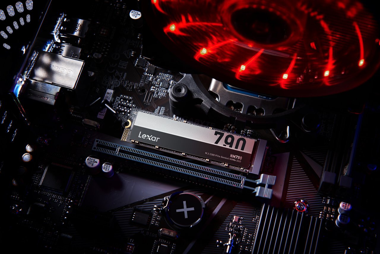 Die Lexar NM790 eignet sich dank ihrer rasanten Geschwindigkeiten perfekt für's High-End-Gaming.
