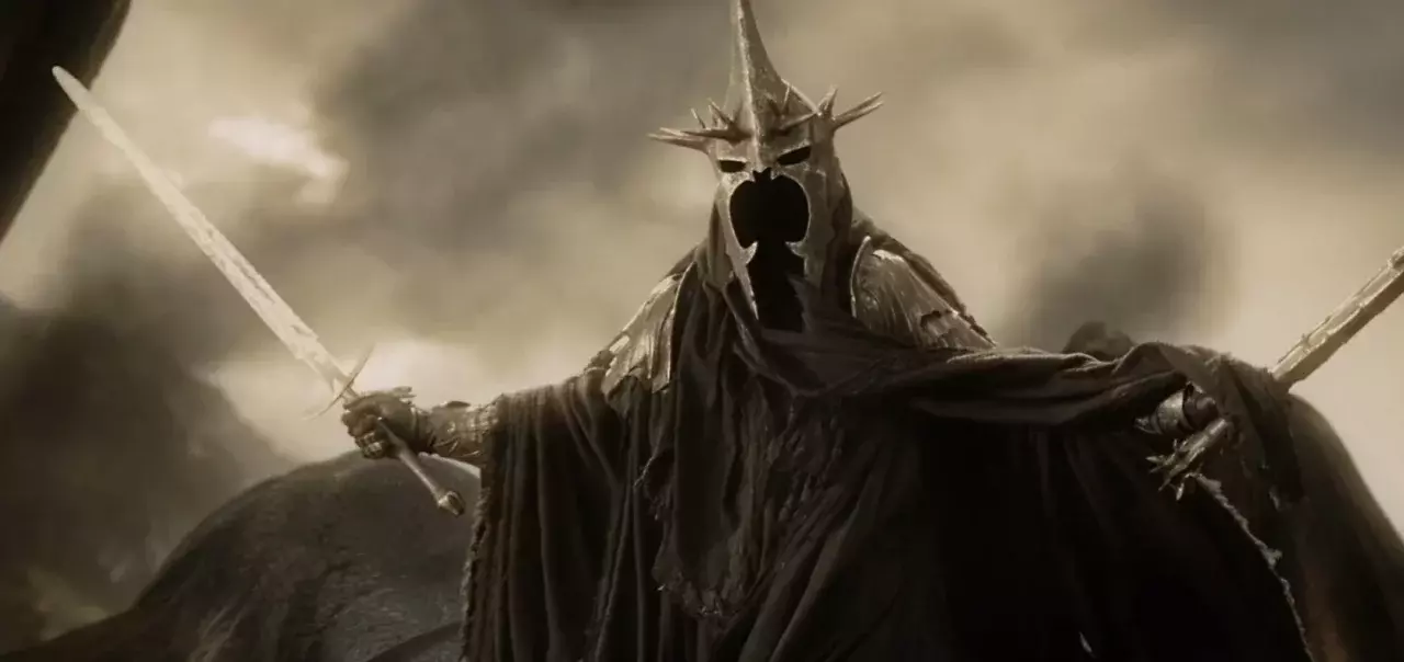 [20/05/2026] The Lord of the Rings Nazgul King Art Mask Exclusive Edition (1)