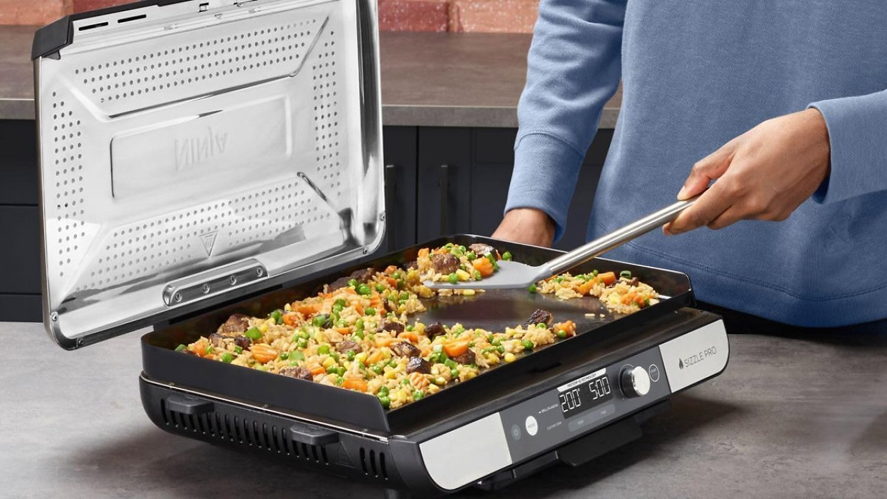 [25/06/2026] Nach Heißluftfritteuse und Eismaschine der nächste Ninja-Hit? Neuer Sizzle Pro XL Indoor-Grill beim Prime Day stark reduziert