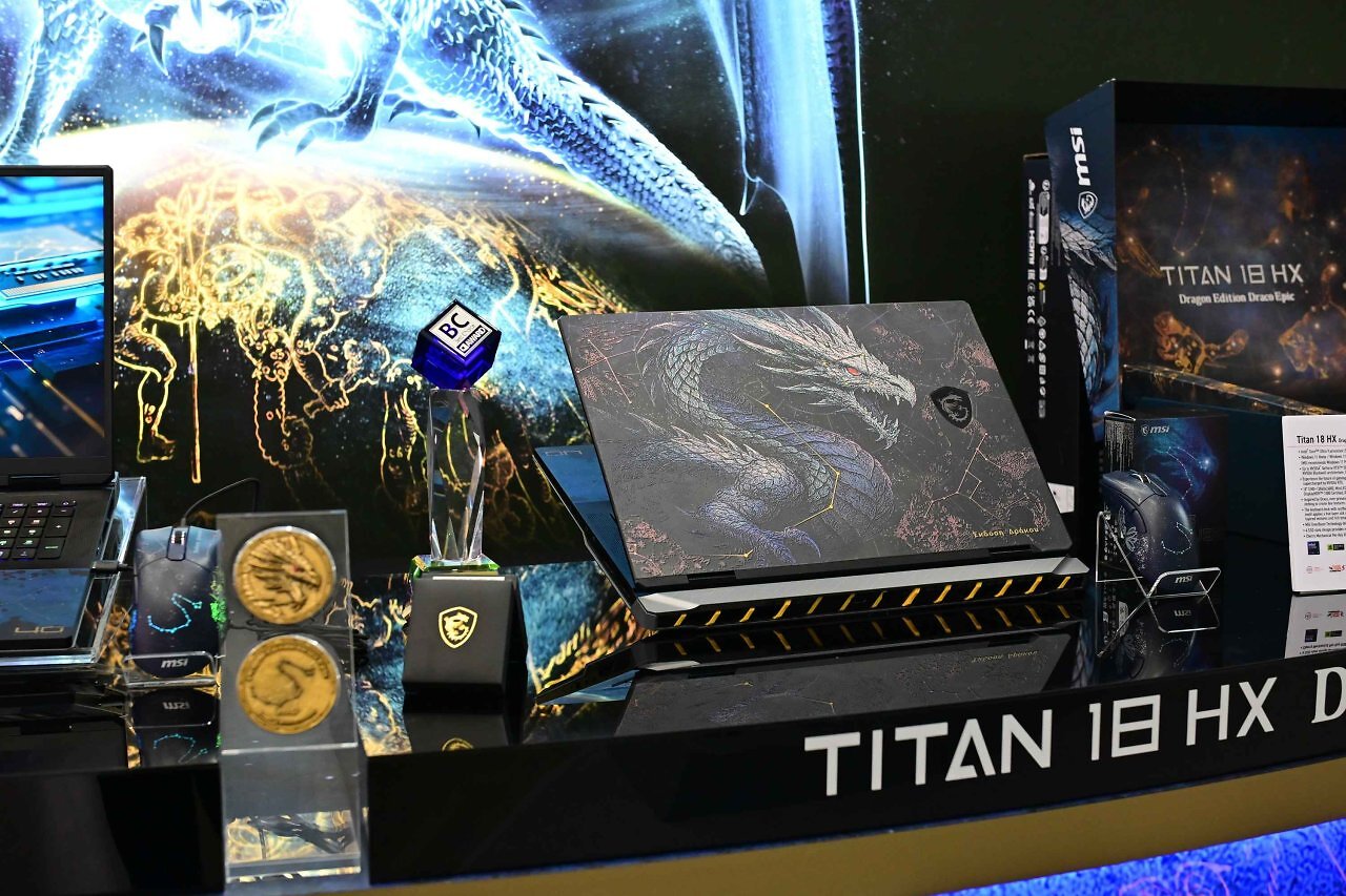 Titan 18 HX Dragon Edition Draco Epic