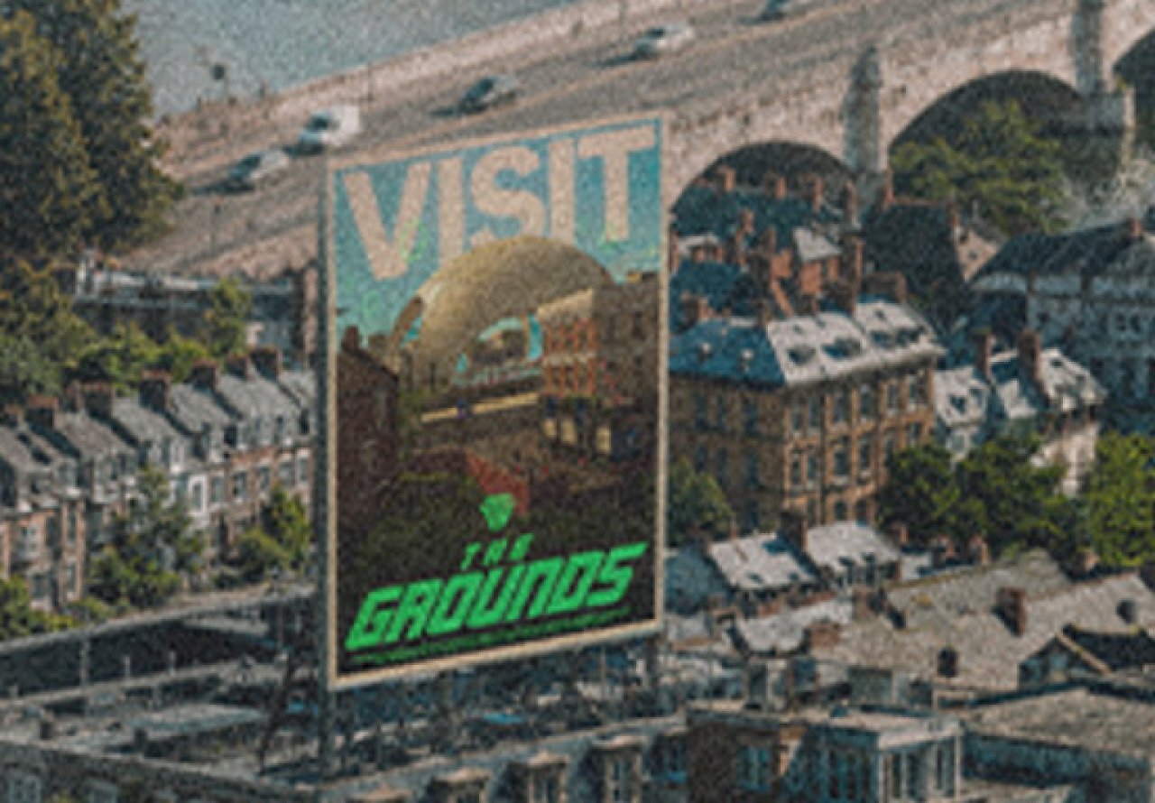 [23/07/2026] The Grounds - Eine Werbetafel kündigt das neue Feature an