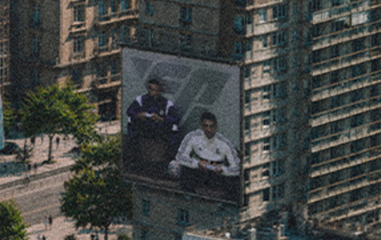 [23/07/2026] Jude Bellingham - Gemeinsam mit Mbappé ist er auf einem Plakat der Ultimate Edition Plus zu sehen.