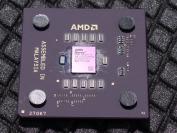 Aufgestockt: AMD legt mit dem Duron 1.300 weitere 100 MHz drauf.