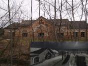Echte (das gesamte Bild) und virtuelle Impressionen (unten-rechts zu sehen) aus der Stand-Alone-Erweiterung Stalker: Call of Pripyat. 
