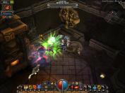 [b]Torchlight[/b]
Während Blizzard nach immer an Diablo 3 feilt, brachte das kleine Studio Runic Games mit Torchlight einen ausgezeichneten Diablo-Klon auf den Markt. Dunkle Ruinen und Höhlen als Schauplätze, verschiedene Charakterklassen zum Aufleveln und das Suchen und Finden von Items als Ansporn - Torchlights komplettes Spielprinzip scheint von seinem großen Vorbild übernommen. Das Studio gab sogar unumwunden zu: "Wir haben uns bei Diablo bedient."Wen wundert‘s , schließlich waren die Torchlight-Macher zuvor an der Erfindung und Entwicklung der legendären Action-Rollenspielreihe Diablo maßgeblich beteiligt. Einzig der bunte Grafikstil des Adventures unterscheidet sich von seinem Vorbild - erinnert dafür aber stellenweise an Warcraft 3. Mehr als 500.000 Exemplare verkaufte Exemplare beweisen jedoch gut: Geschadet hat es nicht. 
