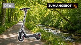 SEGWAY Ninebot KickScooter MAX G3 D E-Scooter (11 Zoll, Schwarz/Silber/Rot) MediaMarkt Angebot