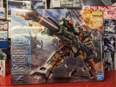So einen Gundam bekommt man theoretisch auch hier in guten Online-Shops - aber in Japan eben deutlich günstiger.