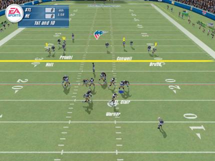 Wohin damit? Kurt Warner unter Druck - die gelbe Linie markiert das First Down, die Buchstaben seine gut gedeckten Wide Receiver.