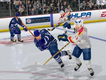 Ein Bild aus NHL 2004. Der Nachfolger soll merklich taktischer werden.
