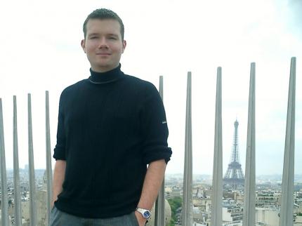 Christian Sauerteig hat ein Rendevouz in Paris: Vivendi Universal zeigt unter anderem den Vietnam-Shooter Men of Valor und gew&auml;hrt erste Einblicke in den UT-2004(dt.)-Rivalen Tribes 3.