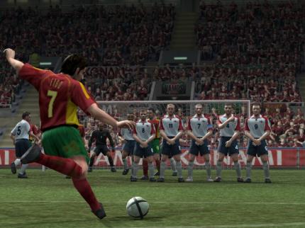 Pro Evo Soccer 4: Unerreicht authentisch