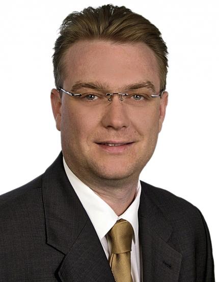 Michael Falter ist Rechtsreferendar in der Kanzlei Schutt, Waetke, Rechtsanwälte.