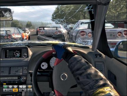 Fahren Sie in der Cockpit-Sicht, erleben Sie die Rennen intensiver, aber der Schwierigkeitsgrad steigt, da Sie die Strecke nicht mehr optimal einsehen. Dafür erhöht sich der Spielspaß.