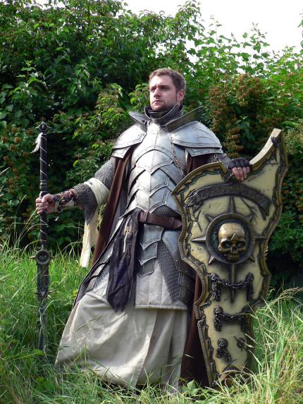 Dominik Speidel in seinem LARP-Outfit
