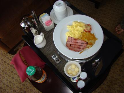 Frühstück aufs Zimmer? Gerne, bitte!