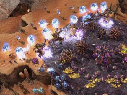 Starcraft 2 in der Closed Beta: Wir haben uns für Sie in hitzige Gefechte mit Terranern, Protoss und Zergs gestürzt.