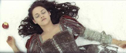 Snow White & The Huntsman - Review