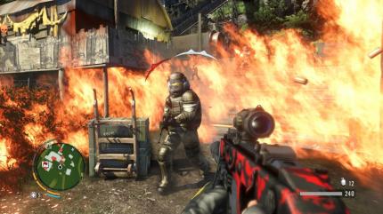 Far Cry 3: Feuer breitet sich weniger aggressiv, aber ähnlich glaubwürdig und sehenswert aus wie im Vorgängerspiel. Leider ist die Umgebung kaum zerstörbar, viele Objekte reagieren nicht auf Beschuss.