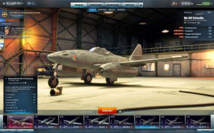 World of Warplanes: Ein Blick in den Hangar. Auf dem Bild ist die erste seriengefertigte Düsenmaschine der Welt zu sehen: 
die Messerschmitt 262 'Schwalbe'. Nicht wendig, aber dafür schnell - und sie sieht verdammt gut aus!