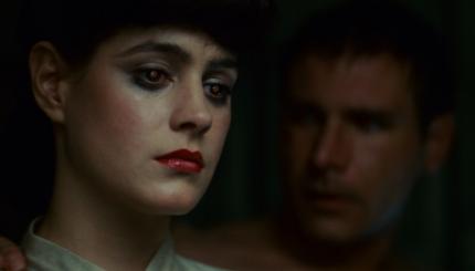 Replikant und Harrison Ford in 'Blade Runner' (1982)
