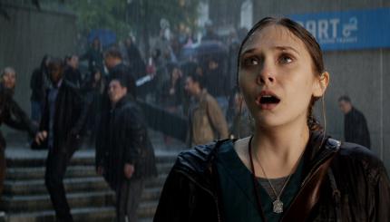 In 'Godzilla' (2014) steht das Überleben der Menschheit auf dem Spiel - auch das von Fords Frau Elle (E. Olsen).