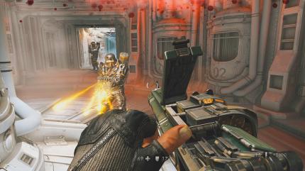 Schade: Die automatische Doppel-Shotgun ist zwar effektiv gegen Soldaten, aber schwach gegen gepanzerte Krieger. (PS4)