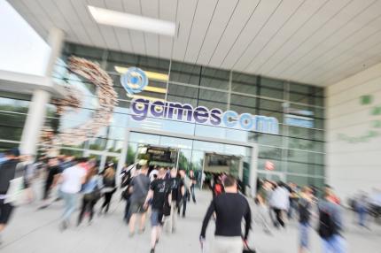 Lohnt sich ein Besuch auf der Gamescom noch? Die Hallen werden voller, die Schlangen länger, die Preise immer höher. (4)