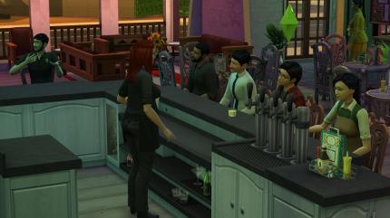 Tolle Neuerung: Dank Multitasking könnt ihr euch mit mehreren Sims unterhalten oder gleichzeitig reden und eine Fähigkeit erlernen.