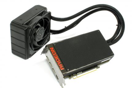 AMD Fury X - wir rechnen in den nächsten Wochen mit einer Fury X2, die zwei Fuji-XT GPUs besitzen wird.